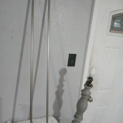 2 Shower Curtain Rods