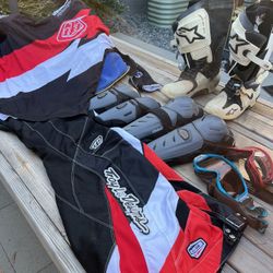 Troy Lee Designs Moto Gear Set - Like New Used Once 