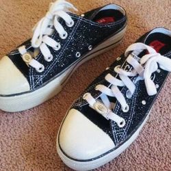New SKECHERS footwear Women