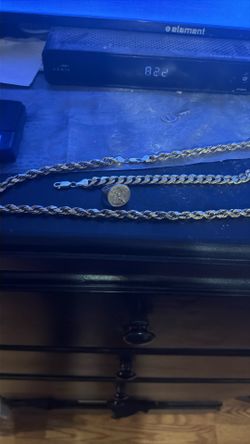Chain Is 10 Carriages Ring Is 14 Bracelet Is 14