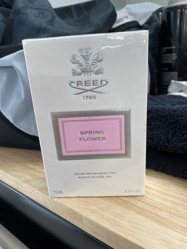 Creed . Spring Flower Perfume 100$