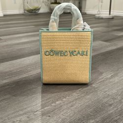 Woman’s Crossbody