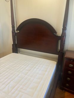 Full size bed