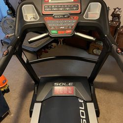 Sole F80 treadmill
