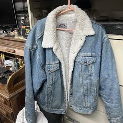 Levi Jacket 
