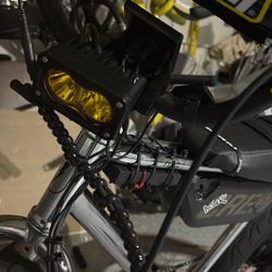 Yellow Battery Pack Powered Baja Light For Ebike