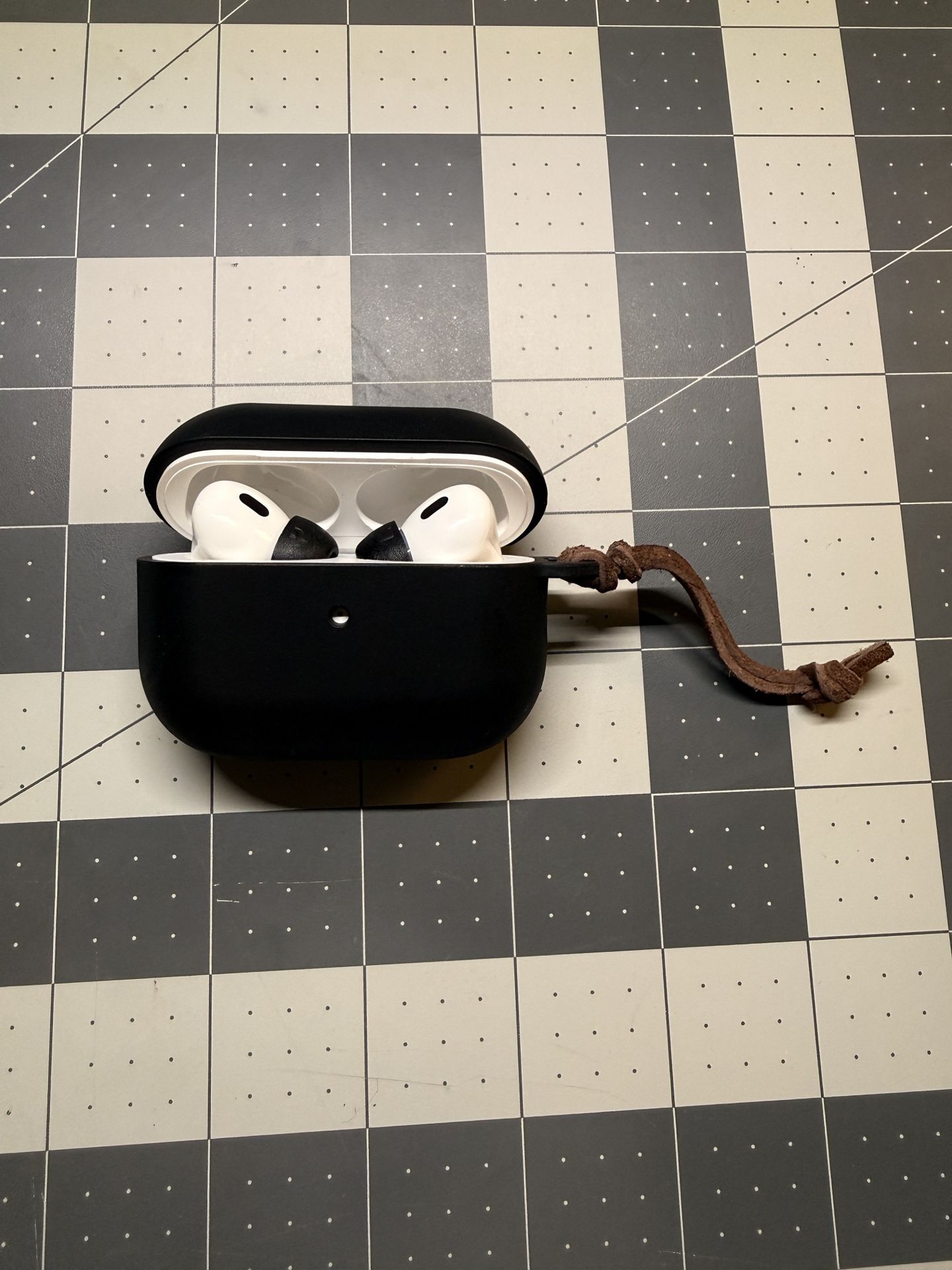 Apple AirPods Pro (2nd Generation)