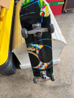 Skateboard