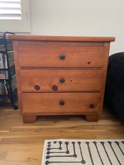 Rustic, Wood bedroom dresser with 3 drawers