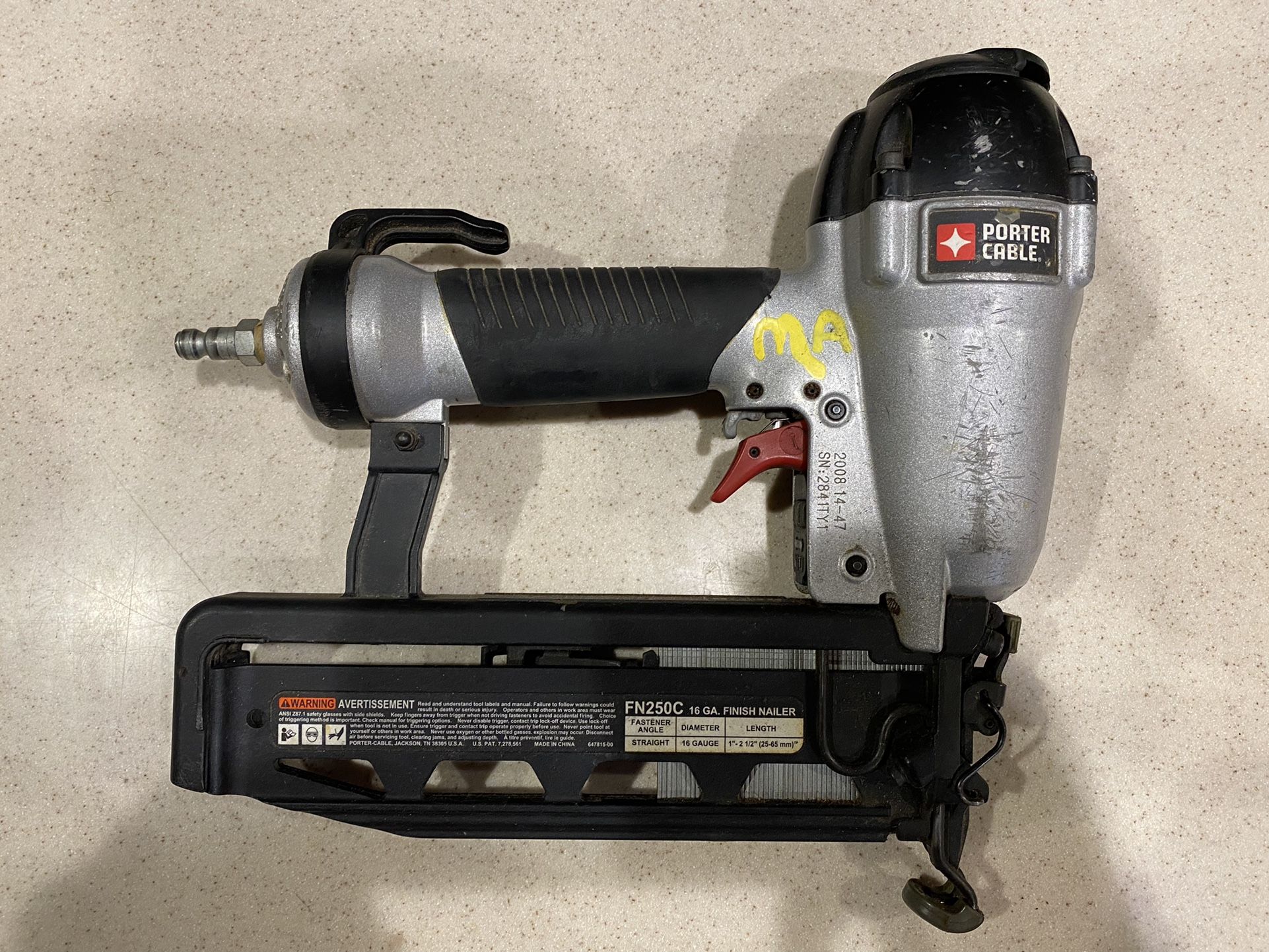 Porter Cable Finish Nailer Fn250C 16G