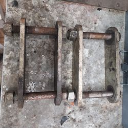 Toyota shackles & T/case & diff flanges