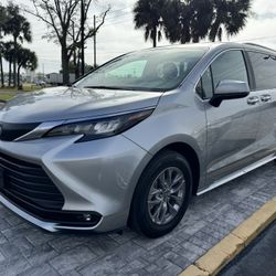 2025 Toyota Sienna