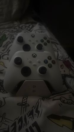 Xbox controllers