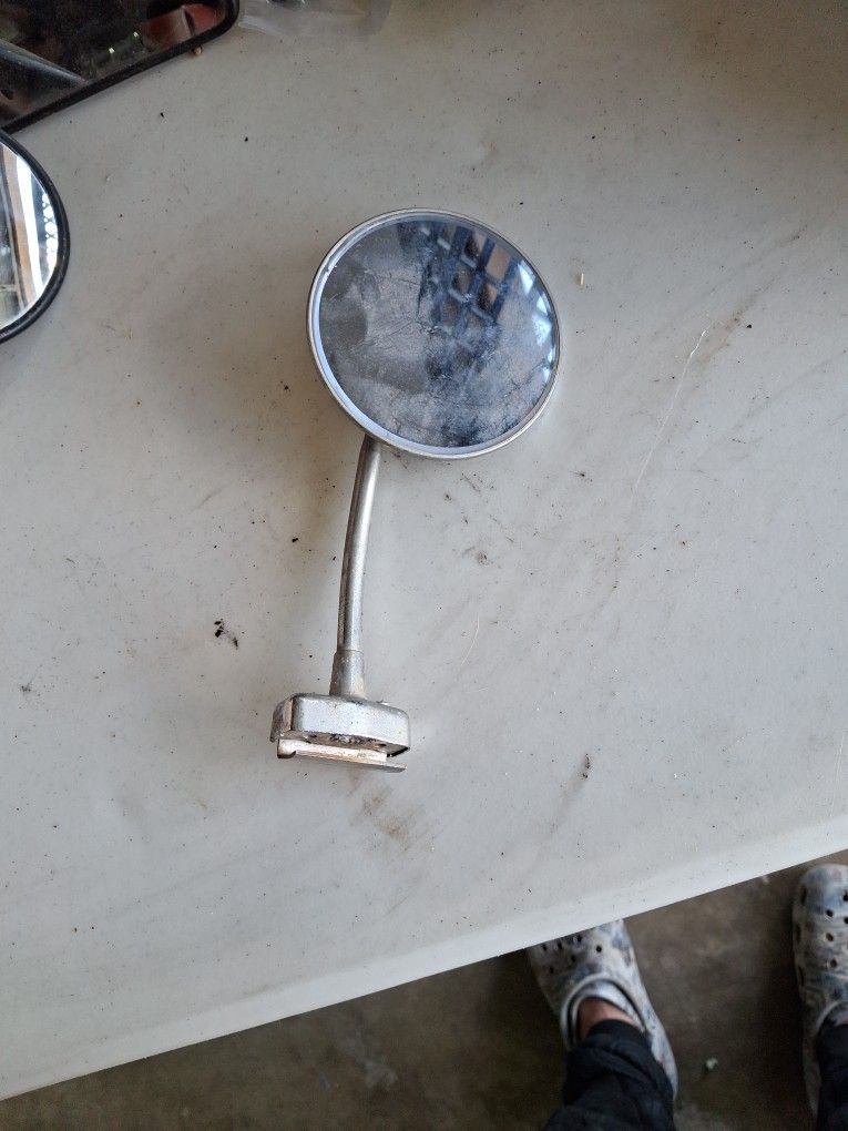 Universal Side Mirror