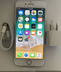 iPhone 8 64GB Factory Unlocked