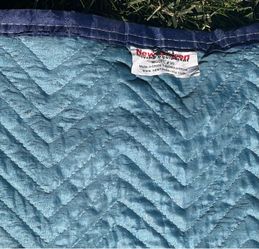 New Haven Premium Heavy Duty Moving Blanket (72” x 80”)