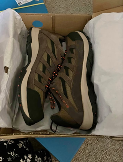 Columbia shoes for mens size9.5 $50 each price firm, Originally price $120