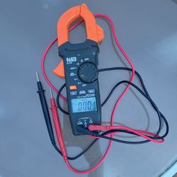 Klein Tools CL120 Auto ranging multimeter/ammeter 