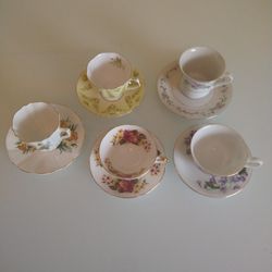 Tea Cup And Saucer Collection 