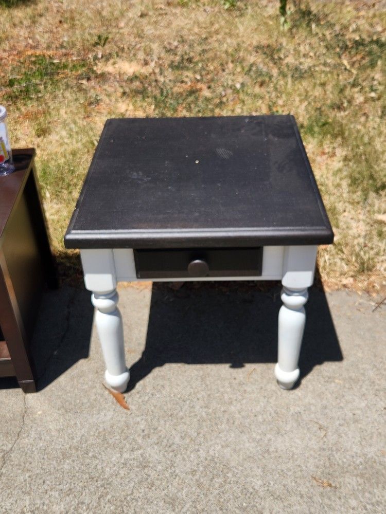 Farmhouse Side Table / End Table
