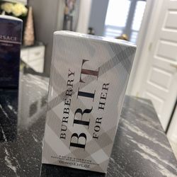 Burberry Brit Perfume For Her Cologne Fragrance