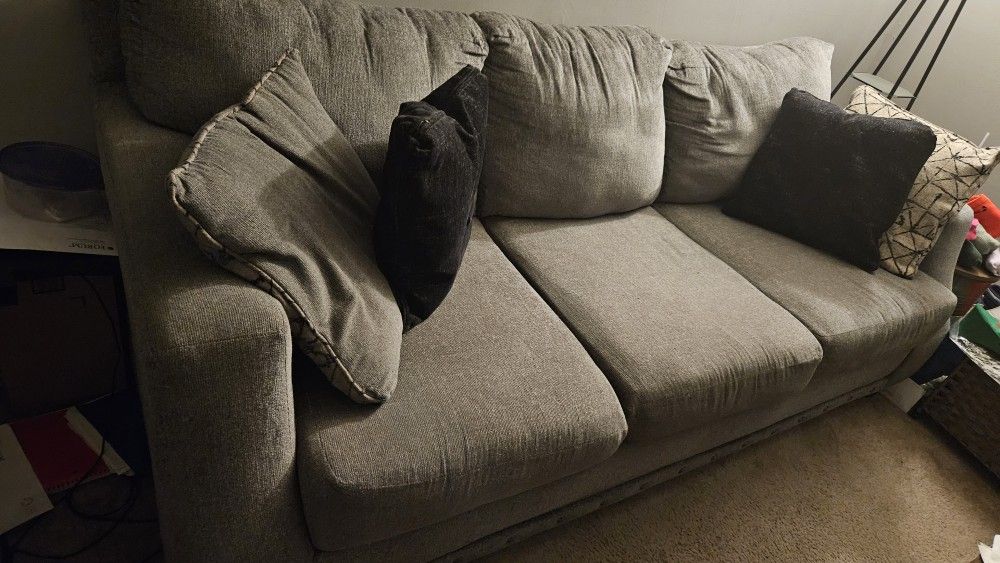 72 in. Comfy 3 Cushion Couch