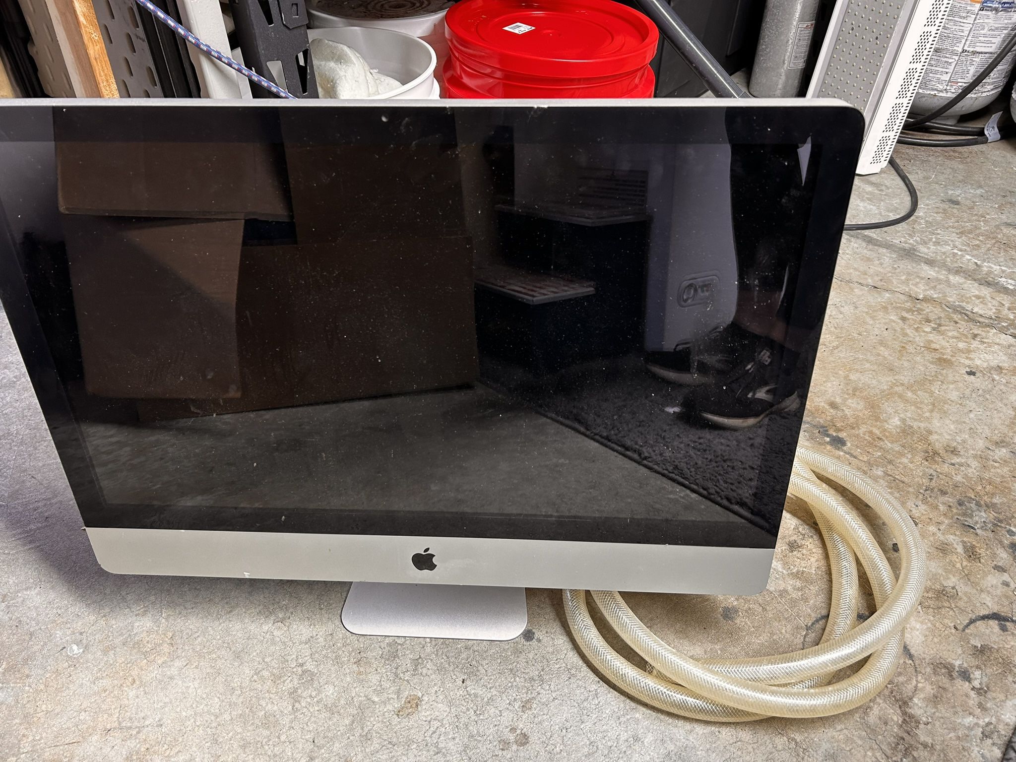 Apple Desktop