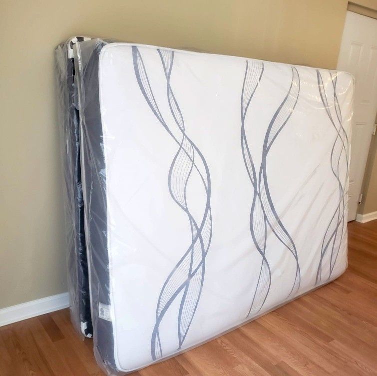 NEW QUEEN MATTRESS with BOX SPRINGšBed frame is not included