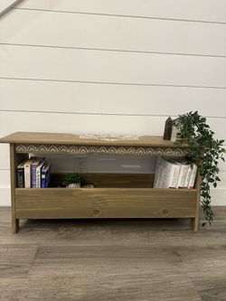 Beautiful Bench With Storage