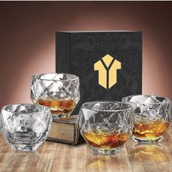 Whiskey Glasses Set of 4, 10 oz Rocks Glasses Lowball Scotch Glasses Bourbon Glasses Unique Old Fash