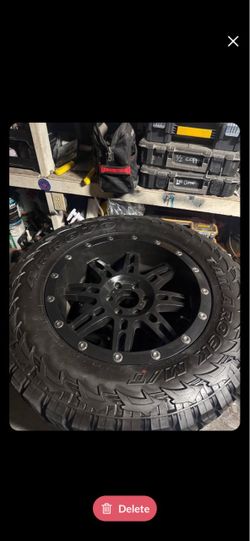 35” off-road tires and rims Arroyo