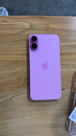 Apple iPhone 16 Pink