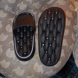 Shoes Either Beach Or Shower Or House Shoes New