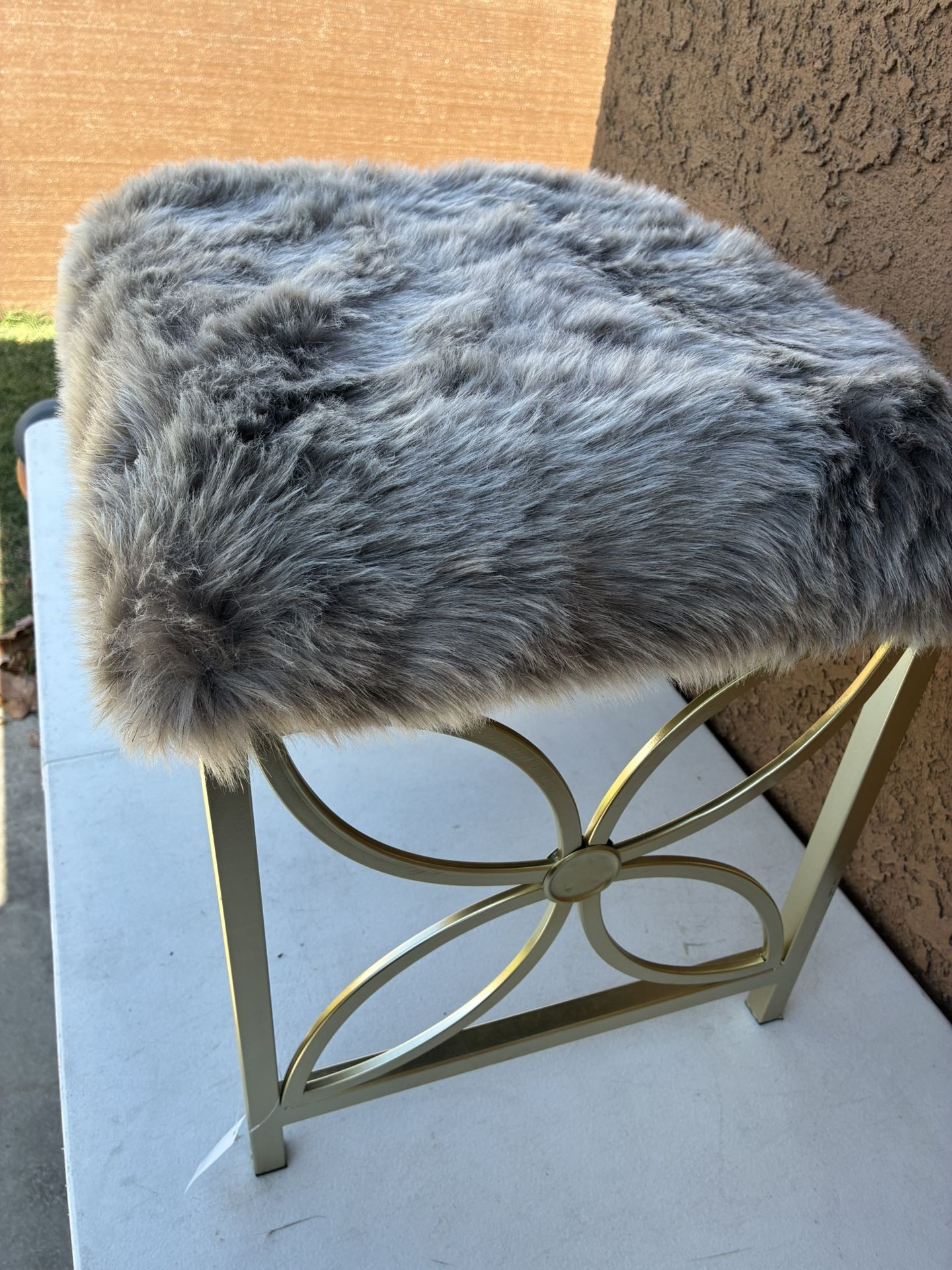 Gorgeous Faux Fur Stool With Gold Legs