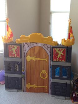 Mega Bloks Giant Adventure Castle - Discontinued  and Hard to Find!