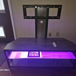 Tv Stand Fits Up To 65in