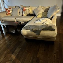 Sofa-sectional 