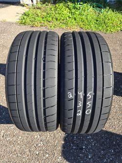 245 35 20 bridgestone 100% TREAD