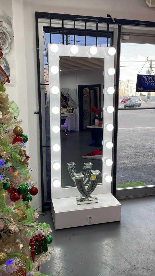 ESPEJO CON LUCES LED