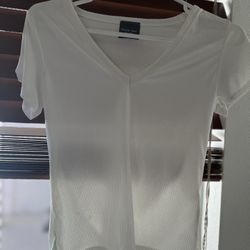 Women’s Shirt $2