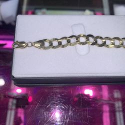 Cuban Link Bracelet 