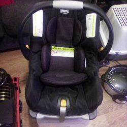 Chicco Infant To Toddler Carseat