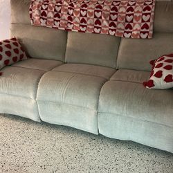 Lazy Boy Re Liner sofa