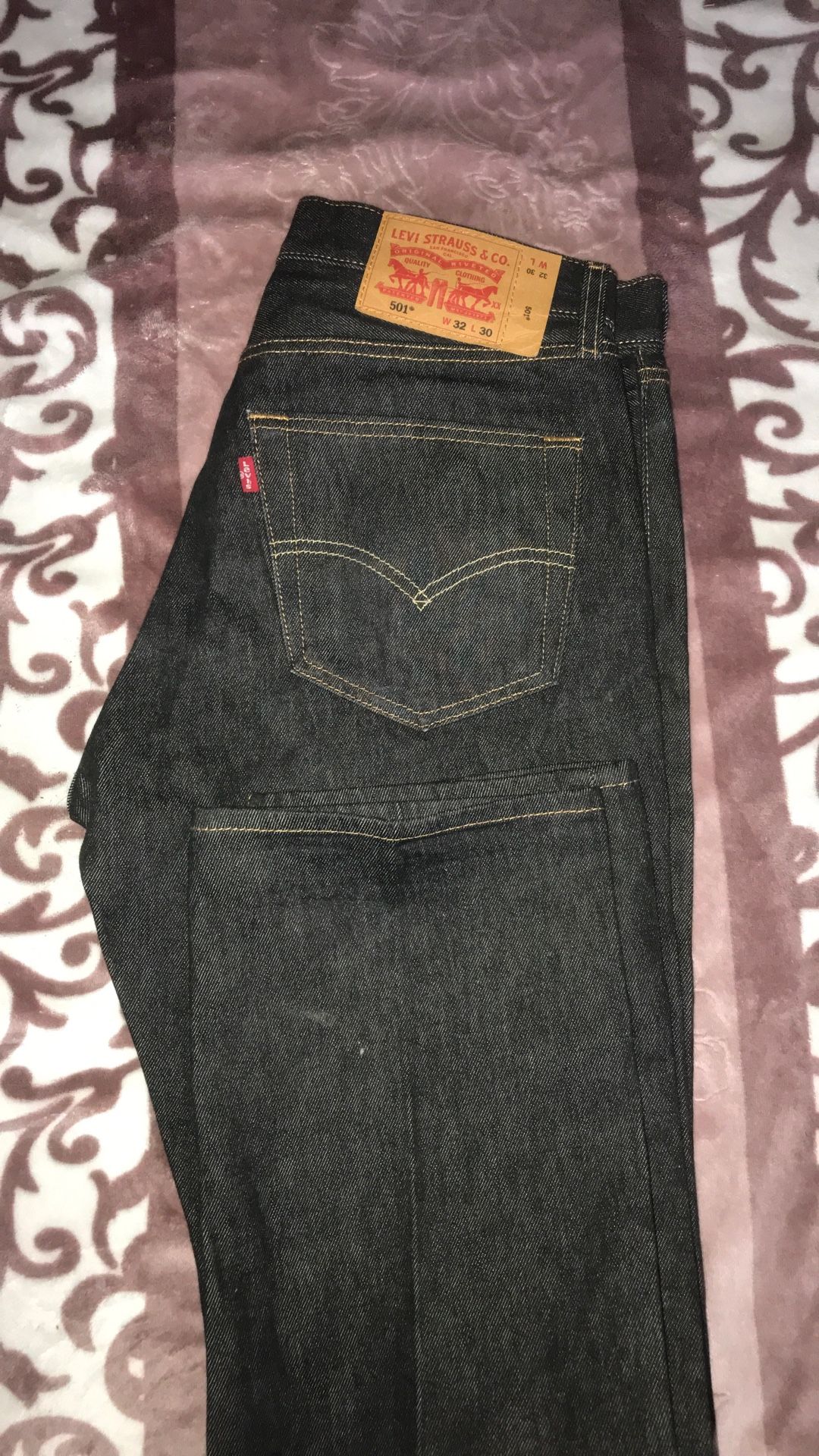 Black Levi’s 501 Jeans 32w 30L