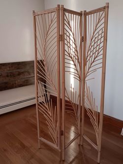 Room divider