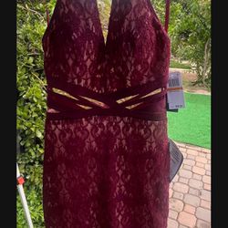 Junior Party  Dress Size 3 Color Burgundy Lace New With Tags