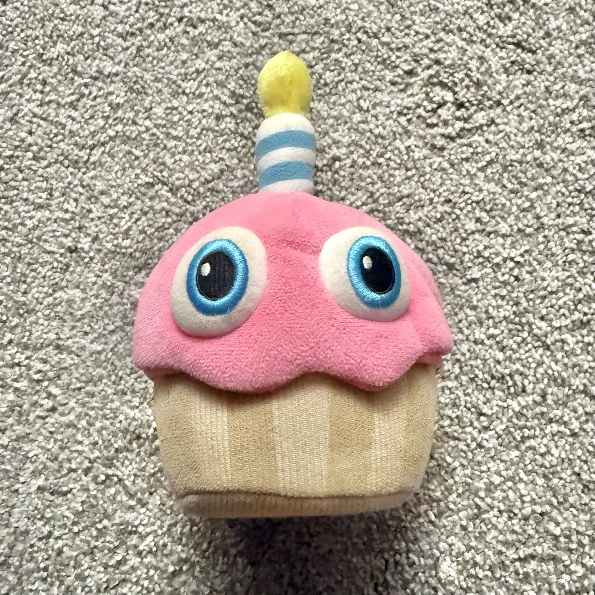 FNAF Fight Nights Freddy’s Mr. Cupcake Carl Funko 2016 Plush Gamer Collector Toy