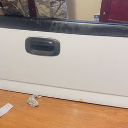 Puerta Trasera Para Sierra O Silverado 1999 A 2000