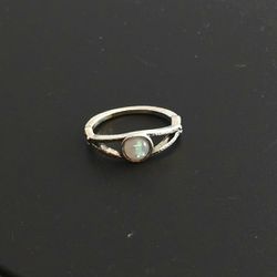 FIRE OPAL IRIDESCENT SILVER NEW SIZE 5.5 RING