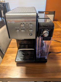 M R. COFFEE MACHINE